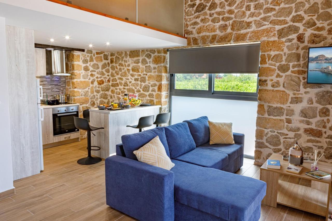 Adrian'S Luxury Apartments 1 드레파논 외부 사진